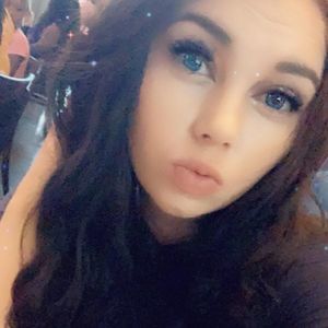 Meet your Posher, Laci